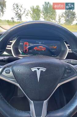 Ліфтбек Tesla Model S 2014 в Тростянці