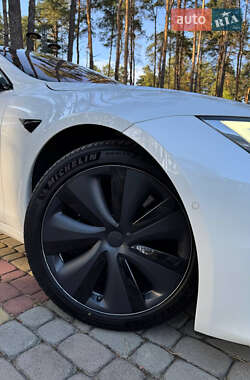 Ліфтбек Tesla Model S 2021 в 