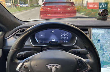 Ліфтбек Tesla Model S 2015 в 