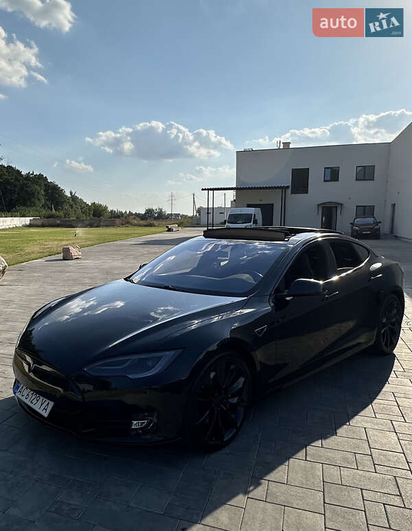 Ліфтбек Tesla Model S 2016 в Луцьку фото 8 Ліфтбек Tesla Model S 2016 в Луцьку