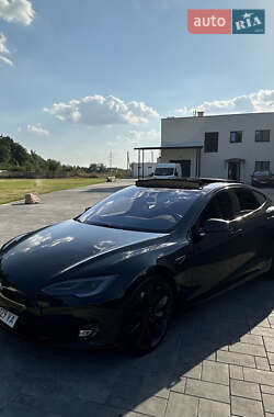 Ліфтбек Tesla Model S 2016 в 