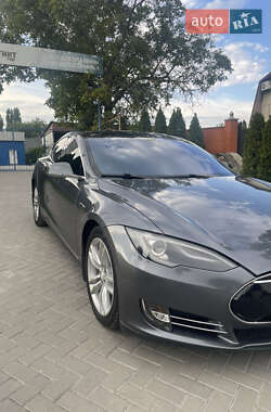 Ліфтбек Tesla Model S 2013 в 