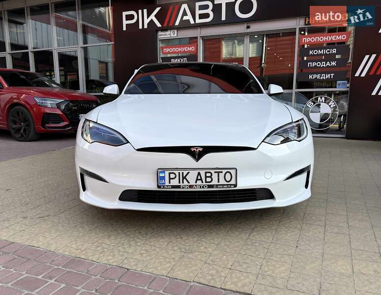 Ліфтбек Tesla Model S 2024 в Львові