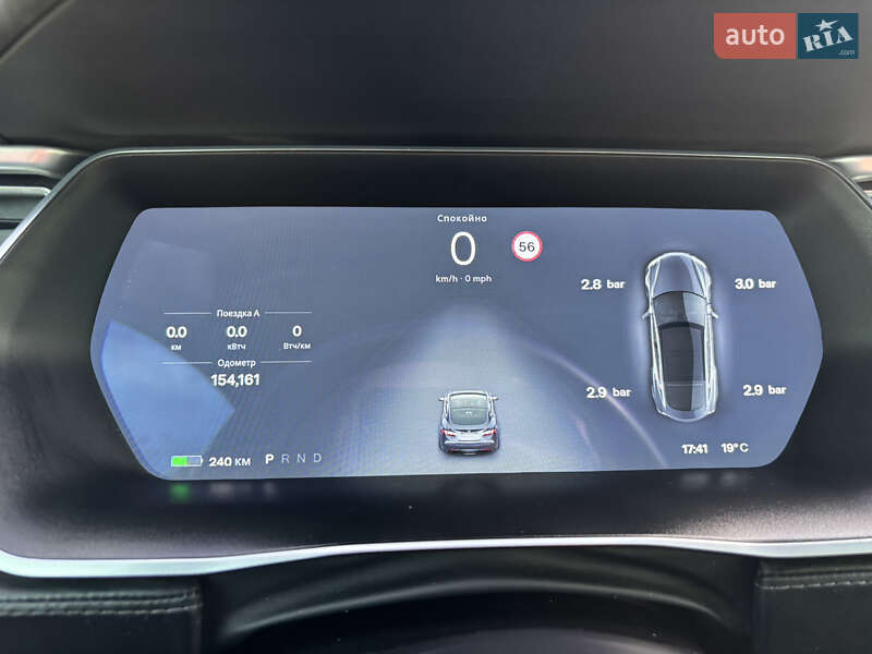 Ліфтбек Tesla Model S 2016 в Острозі