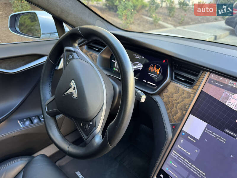 Лифтбек Tesla Model S 2019 в Одессе