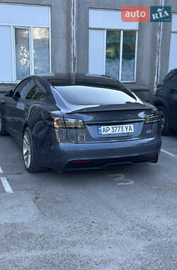 Ліфтбек Tesla Model S 2022 в 