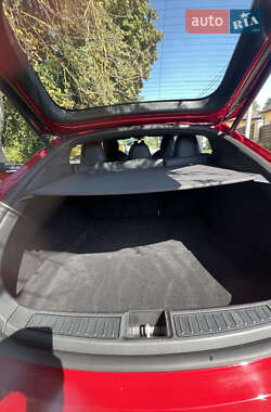 Лифтбек Tesla Model S 2018 в 