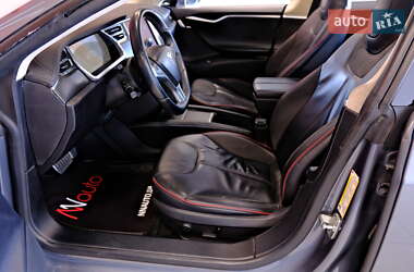 Ліфтбек Tesla Model S 2013 в 