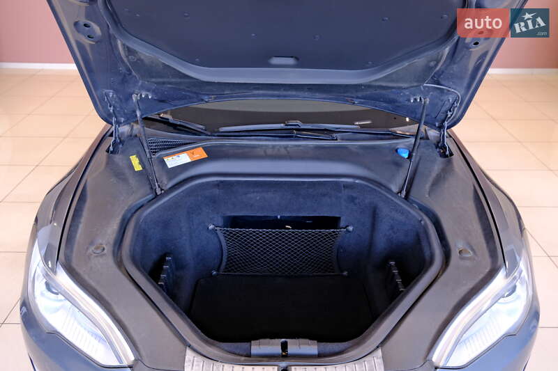 Лифтбек Tesla Model S 2013 в Одессе фото 57 Лифтбек Tesla Model S 2013 в Одессе