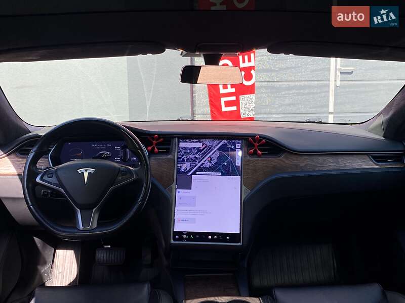 Лифтбек Tesla Model S 2020 в Киеве