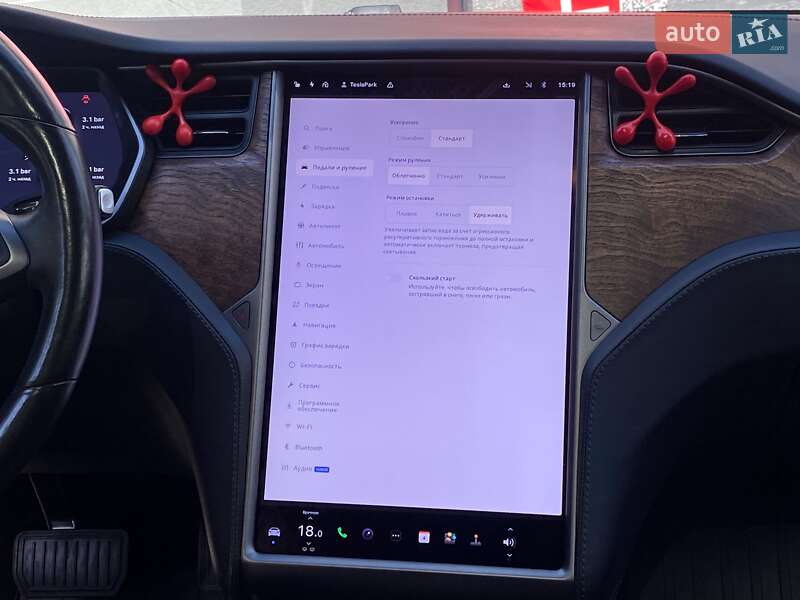 Лифтбек Tesla Model S 2020 в Киеве
