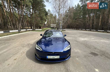 Ліфтбек Tesla Model S 2022 в Краснограді