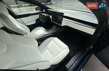 Ліфтбек Tesla Model S 2022 в Краснограді