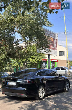 Ліфтбек Tesla Model S 2014 в 