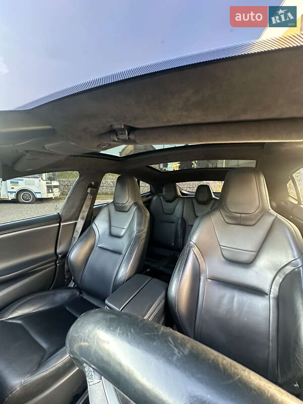 Ліфтбек Tesla Model S 2015 в Львові фото 6 Ліфтбек Tesla Model S 2015 в Львові