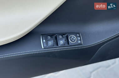 Лифтбек Tesla Model S 2014 в 