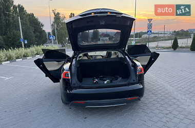 Лифтбек Tesla Model S 2014 в 