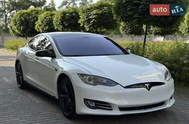 Лифтбек Tesla Model S 2014 в Ивано-Франковске