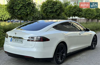 Ліфтбек Tesla Model S 2014 в 