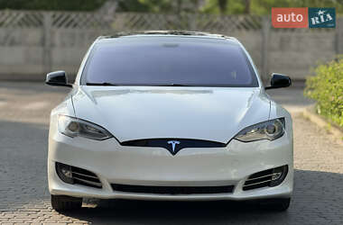 Ліфтбек Tesla Model S 2014 в 