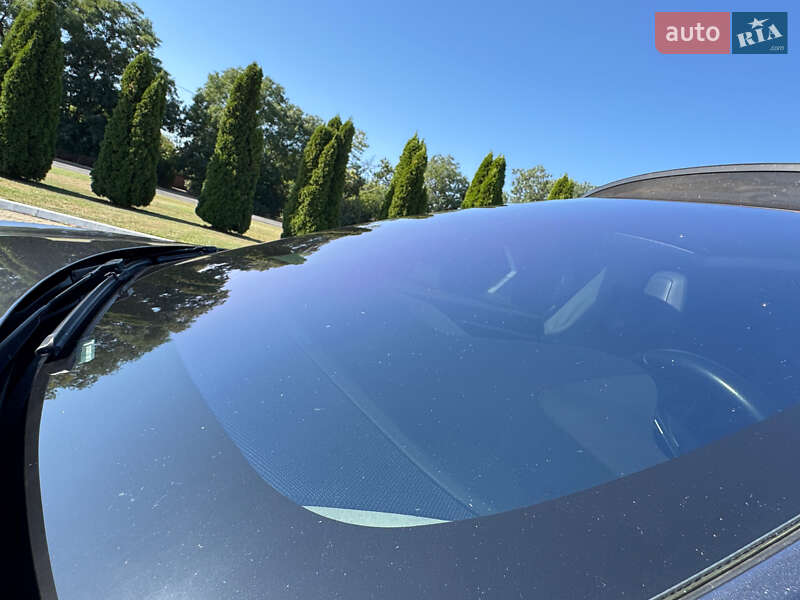 Лифтбек Tesla Model S 2017 в Одессе