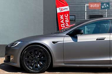 Ліфтбек Tesla Model S 2019 в 