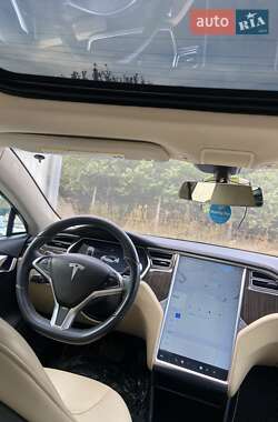 Ліфтбек Tesla Model S 2013 в 