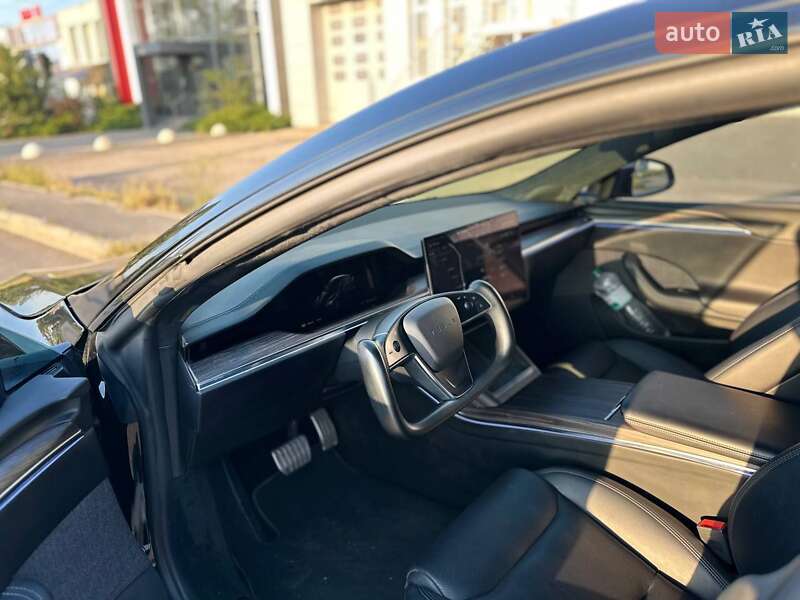 Лифтбек Tesla Model S 2021 в Харькове фото 12 Лифтбек Tesla Model S 2021 в Харькове