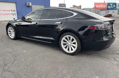 Ліфтбек Tesla Model S 2016 в 