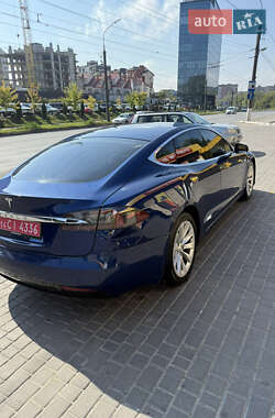Ліфтбек Tesla Model S 2016 в 