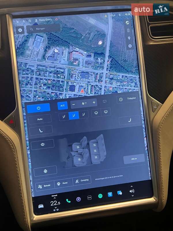 Ліфтбек Tesla Model S 2015 в Києві