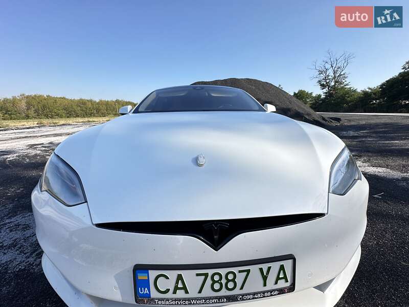 Лифтбек Tesla Model S 2016 в Черкассах фото 62 Лифтбек Tesla Model S 2016 в Черкассах