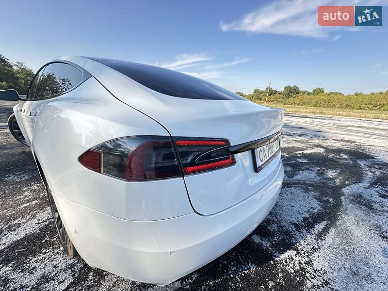 Лифтбек Tesla Model S 2016 в Черкассах фото 65 Лифтбек Tesla Model S 2016 в Черкассах