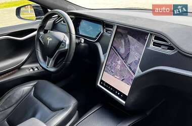 Ліфтбек Tesla Model S 2016 в 