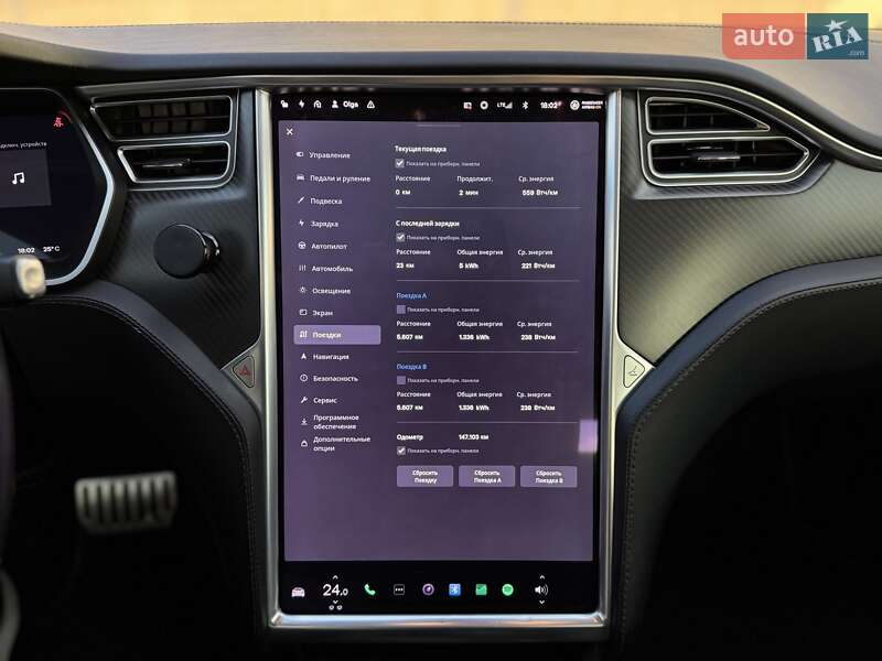 Лифтбек Tesla Model S 2017 в Днепре фото 37 Лифтбек Tesla Model S 2017 в Днепре