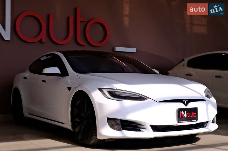 Лифтбек Tesla Model S 2016 в Одессе фото 7 Лифтбек Tesla Model S 2016 в Одессе