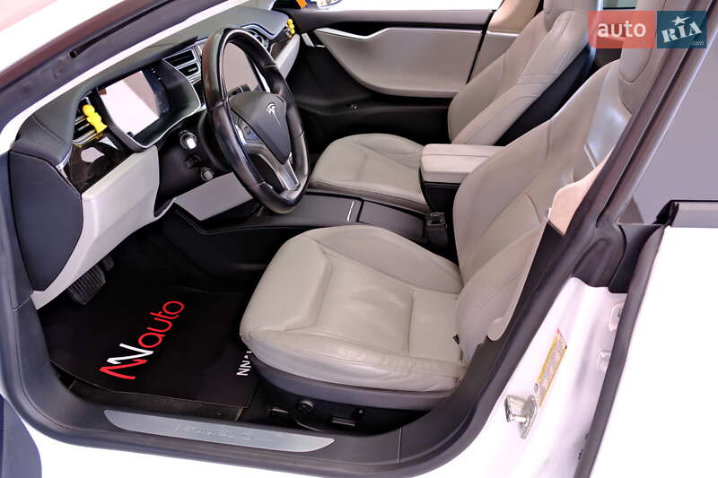 Лифтбек Tesla Model S 2016 в Одессе фото 42 Лифтбек Tesla Model S 2016 в Одессе