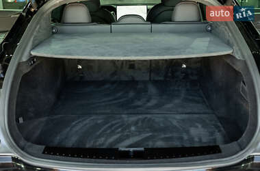 Лифтбек Tesla Model S 2021 в Коломые