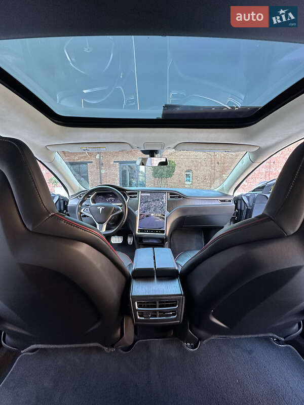 Лифтбек Tesla Model S 2013 в Львове фото 23 Лифтбек Tesla Model S 2013 в Львове