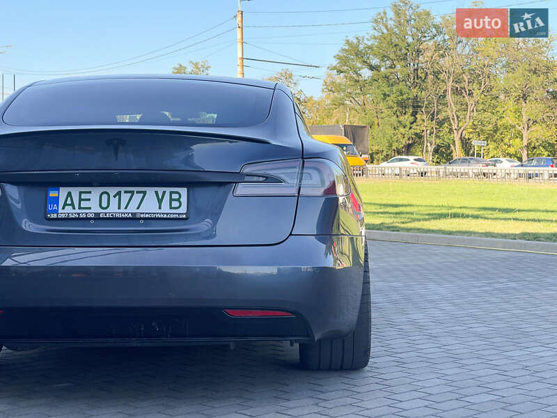 Ліфтбек Tesla Model S 2019 в Дніпрі
