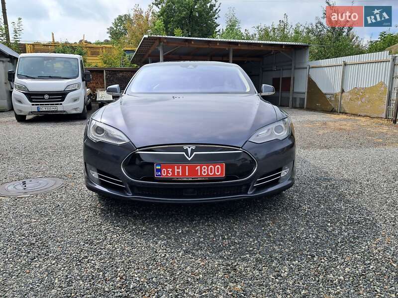 Ліфтбек Tesla Model S 2014 в Радехові