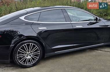 Лифтбек Tesla Model S 2013 в Калуше