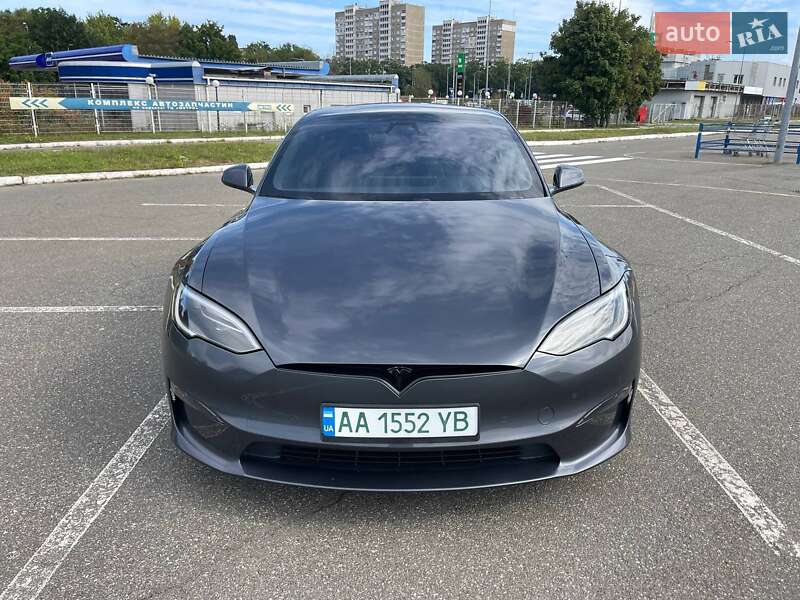 Лифтбек Tesla Model S 2021 в Киеве фото 6 Лифтбек Tesla Model S 2021 в Киеве
