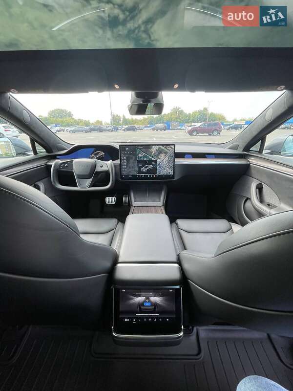 Лифтбек Tesla Model S 2021 в Киеве фото 18 Лифтбек Tesla Model S 2021 в Киеве