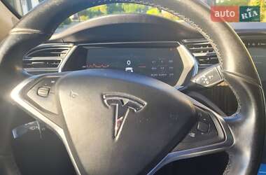 Ліфтбек Tesla Model S 2013 в 