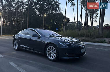 Ліфтбек Tesla Model S 2018 в 