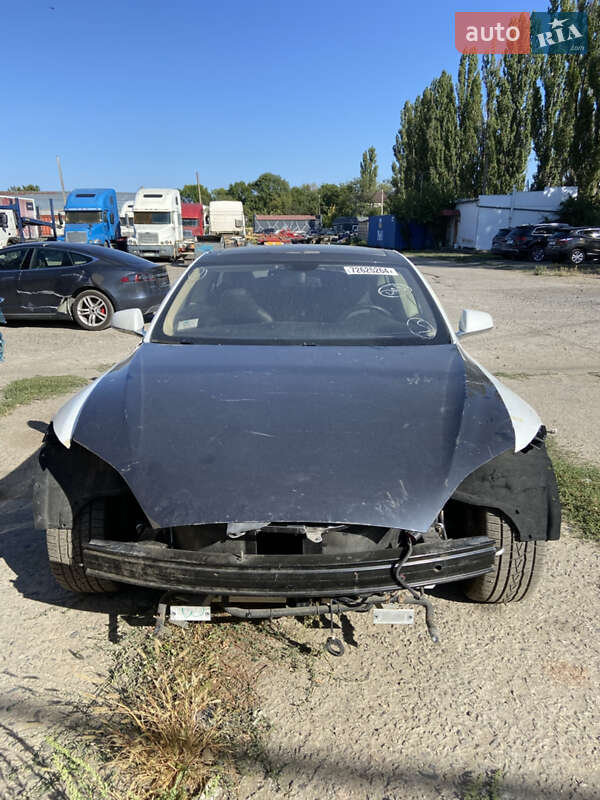 Ліфтбек Tesla Model S 2014 в Великодолинському фото 3 Ліфтбек Tesla Model S 2014 в Великодолинському