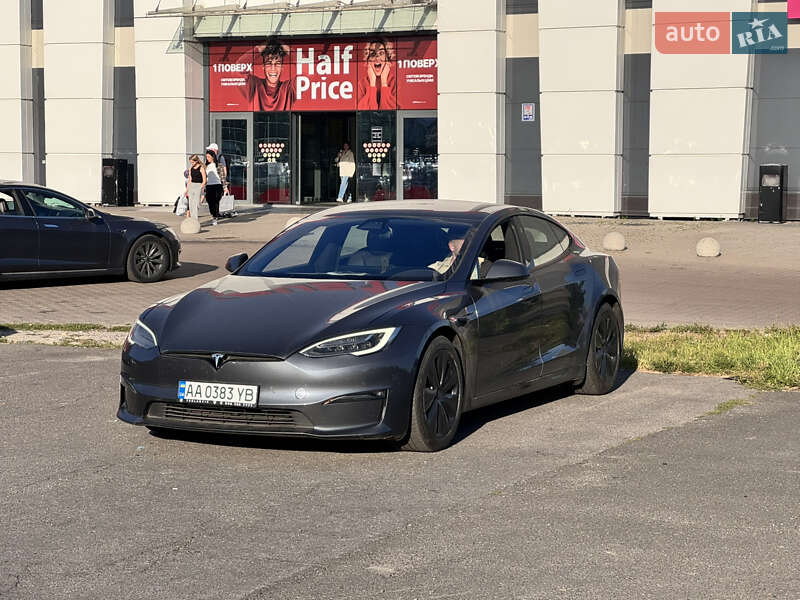 Лифтбек Tesla Model S 2021 в Киеве фото 12 Лифтбек Tesla Model S 2021 в Киеве