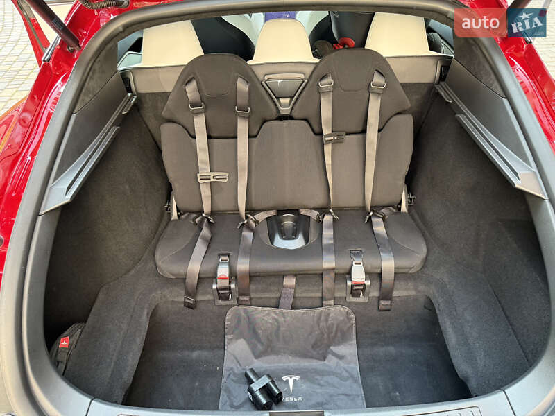 Ліфтбек Tesla Model S 2017 в Броварах