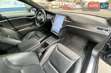 Ліфтбек Tesla Model S 2015 в 